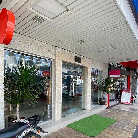 Coop Hotel Kangar Eksteriør billede
