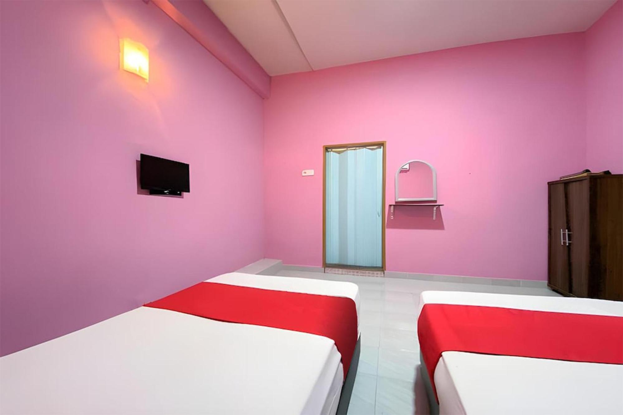 Coop Hotel Kangar Eksteriør billede